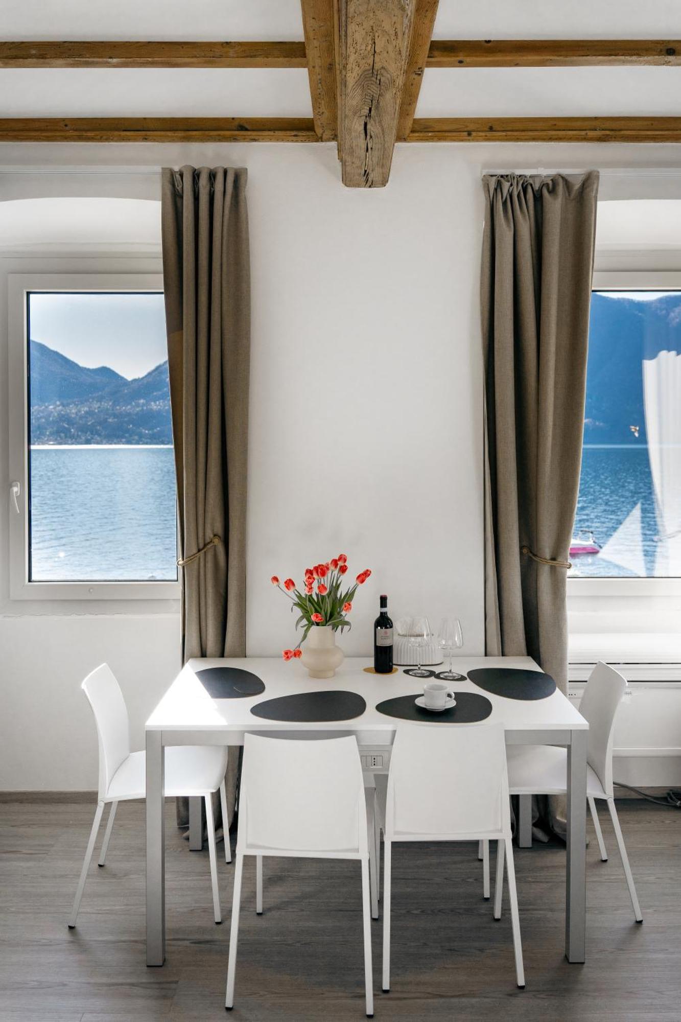 Belvedere 237B Lakeview Luxury Apartment Гифа Екстериор снимка